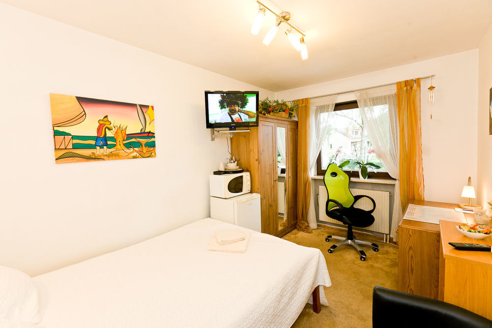 Frühstückspension Zeevat 3*